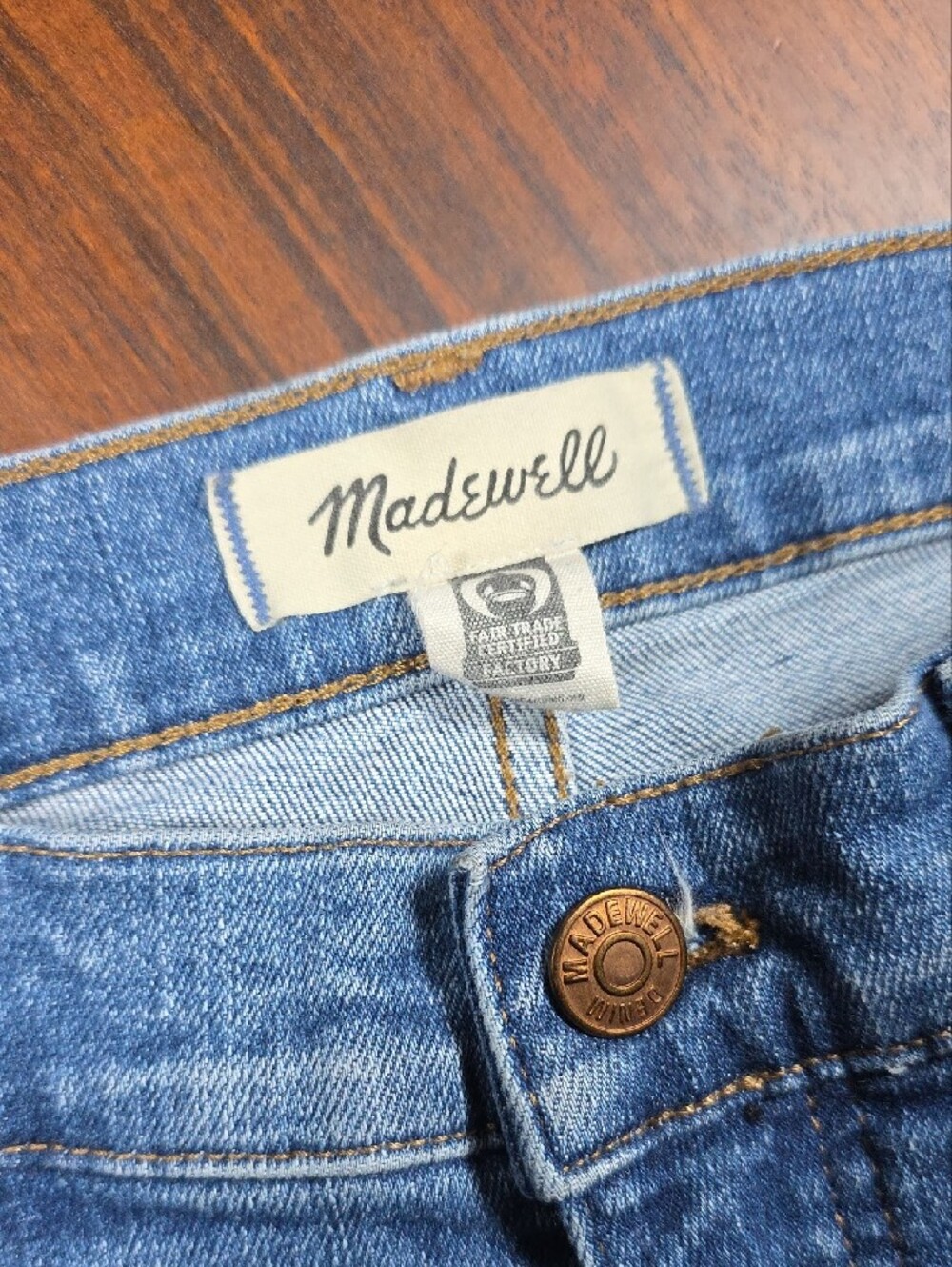 Madewell Flared Fray Crop Jeans with Raw Hem🌿ANTHROPOLOGIE Y2k Premium - Picture 2 of 9